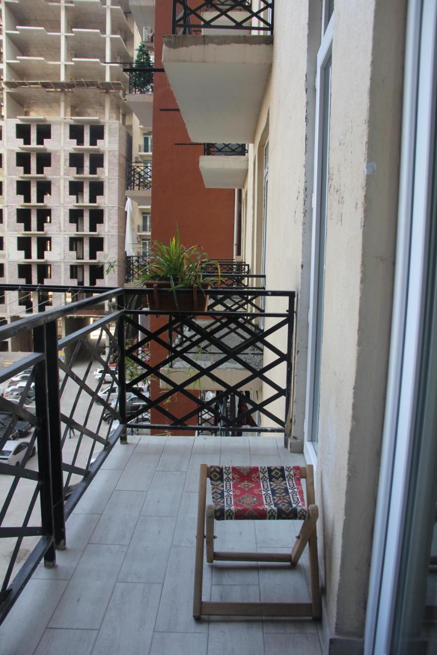 Batumi-Cozy Apartment Esterno foto