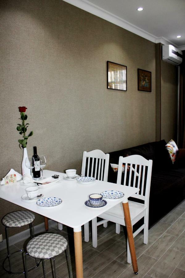 Batumi-Cozy Apartment Esterno foto