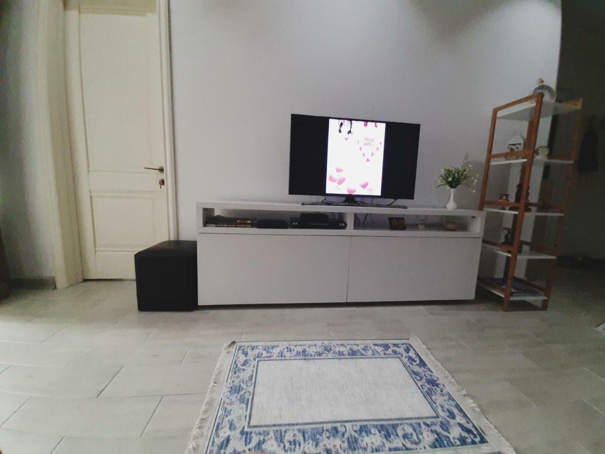 Batumi-Cozy Apartment Esterno foto